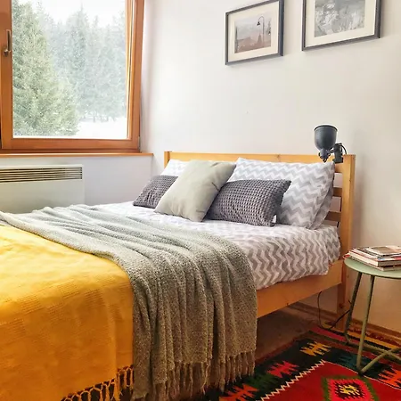 Silueta - Warm And Cozy Apartament